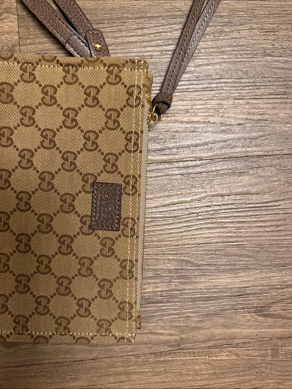 Gucci wristlet - Picture 4 of 12
